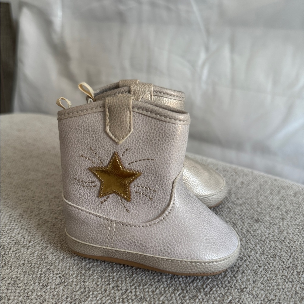 Kids Star Boots in Silver and Gold